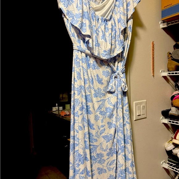 Lane Bryant- Maxi Floral Blue and White Women's Dress - Picture 1 of 3